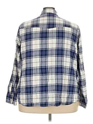 Lane Bryant Long Sleeve Button-Down Shirt (view 2)