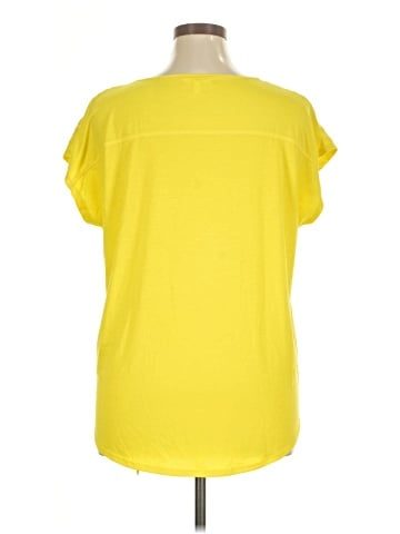Maurices Short Sleeve Top (view 2)