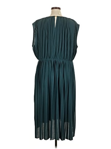 H&M Cocktail Dress (view 2)