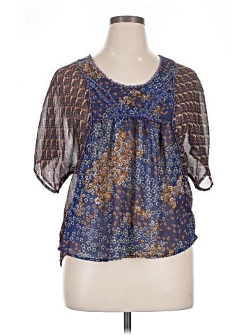Xhilaration Short Sleeve Blouse (view 1)