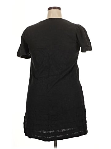 Saks Fifth Avenue Short Sleeve T-Shirt (view 2)