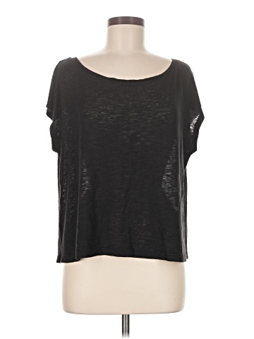 Victoria's Secret Short Sleeve T-Shirt (view 1)