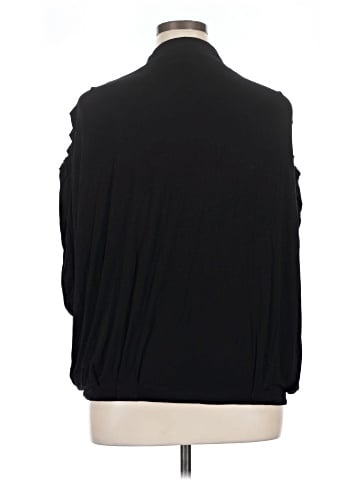 Current Affair 3/4 Sleeve Blouse (view 2)