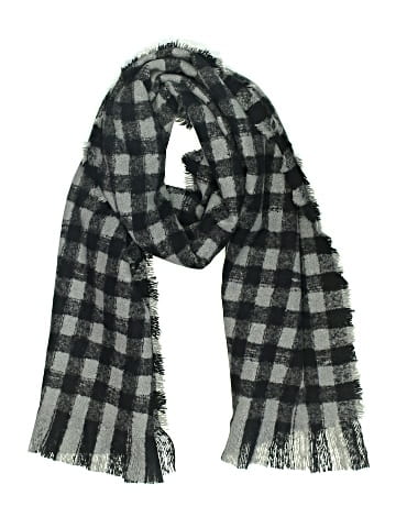 Marcus Adler Scarf (view 1)