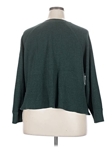 Old Navy - Maternity 3/4 Sleeve T-Shirt (view 2)
