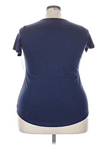 Torrid Short Sleeve T-Shirt (view 2)