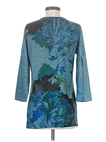 One World 3/4 Sleeve Top (view 2)