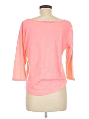 Victoria's Secret 3/4 Sleeve T-Shirt (view 2)