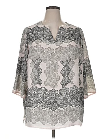 Violet & Claire 3/4 Sleeve Blouse (view 1)