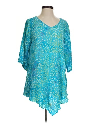 Lost River 3/4 Sleeve Blouse (view 1)