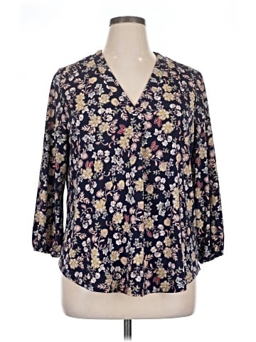TWO by Vince Camuto 3/4 Sleeve Blouse (view 1)