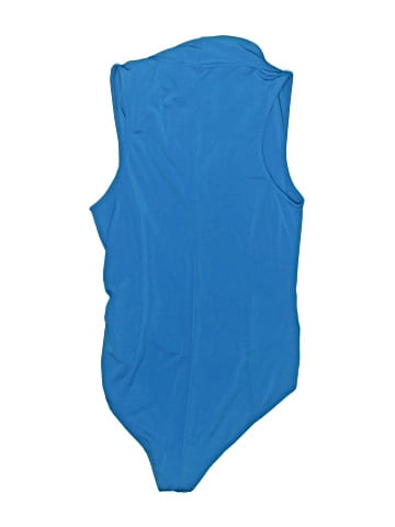 Marilyn Monroe Sleeveless Blouse (view 2)