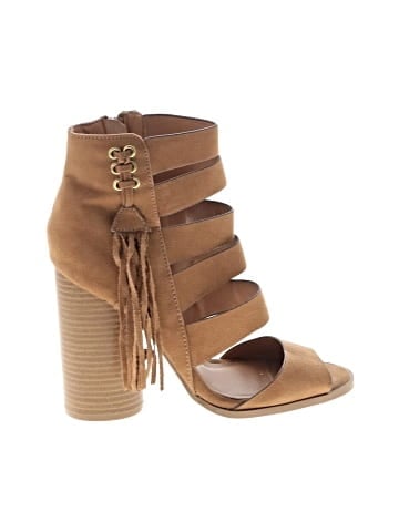 Qupid Heels (view 1)