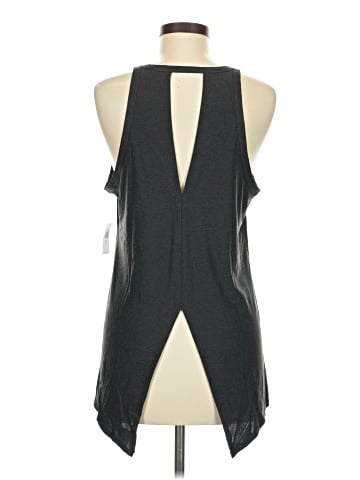 Active by Old Navy Sleeveless T-Shirt (view 2)