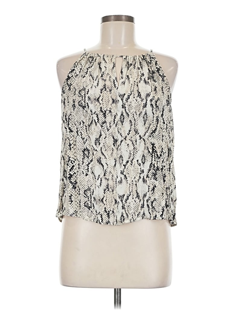 Pre-owned Maurices Sleeveless Blouse In Ivory
