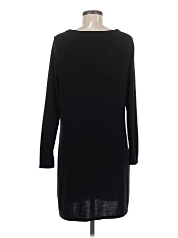 Lisa Rinna Long Sleeve T-Shirt (view 2)
