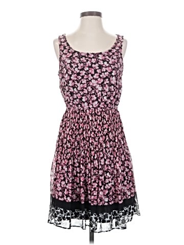 Elle Casual Dress (view 1)