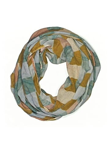 Vismaya Scarf (view 1)
