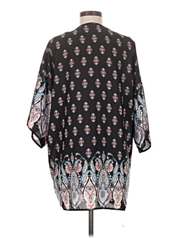 Charlotte Russe Kimono (view 2)