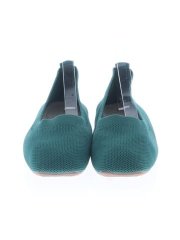 Unbranded Flats (view 2)
