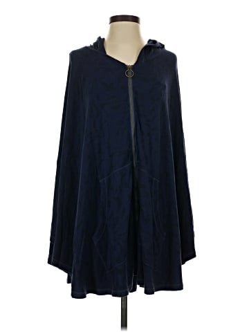 XCVI Poncho (view 1)