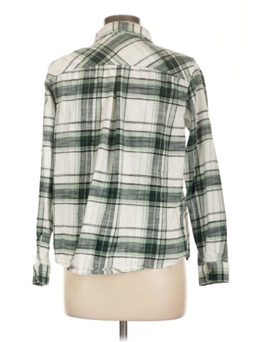 Maurices Long Sleeve Button-Down Shirt (view 2)