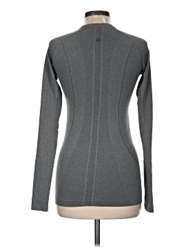 Lululemon Athletica Long Sleeve T-Shirt (view 2)