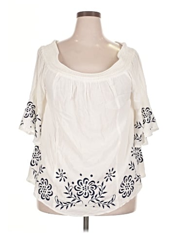 Torrid 3/4 Sleeve Blouse (view 1)