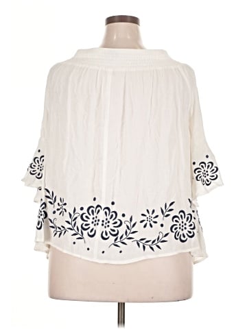 Torrid 3/4 Sleeve Blouse (view 2)