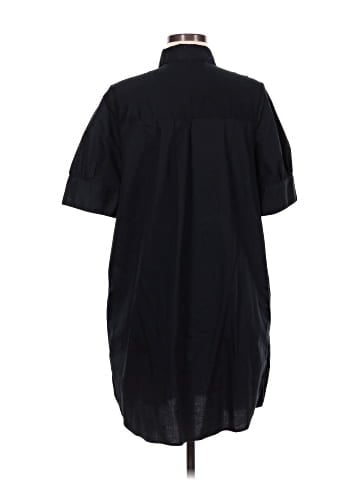 Old Navy Casual Dress (view 2)