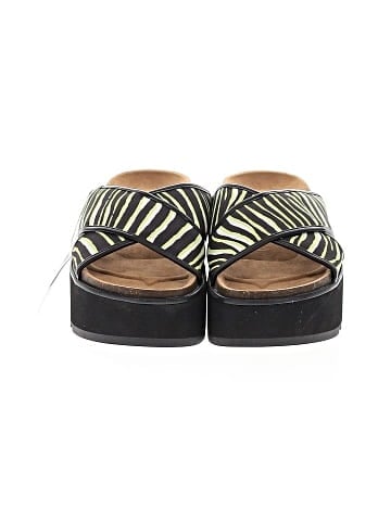 Pull&Bear Sandals (view 2)