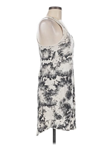 Pam & Gela Tank Top (view 2)