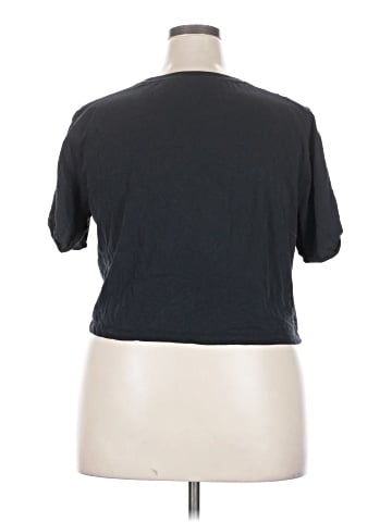 Fabletics Short Sleeve T-Shirt (view 2)