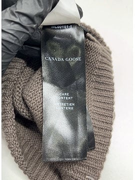 Canada Goose Beanie (view 2)