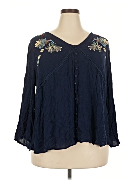 Davi & Dani 3/4 Sleeve Blouse