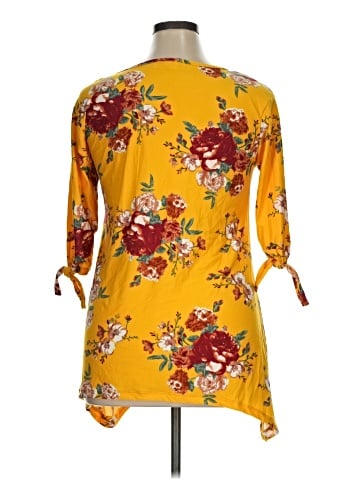 Bobbie Brooks 3/4 Sleeve T-Shirt (view 2)