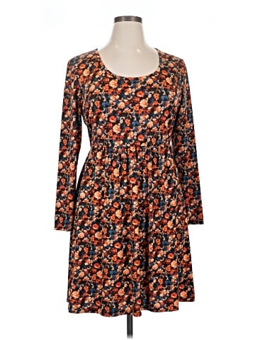 Spruce & Sage Casual Dress (view 1)