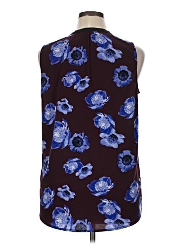 Elle Sleeveless Blouse (view 2)