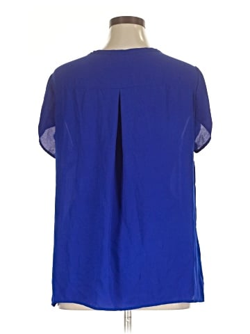 Pleione Short Sleeve Blouse (view 2)