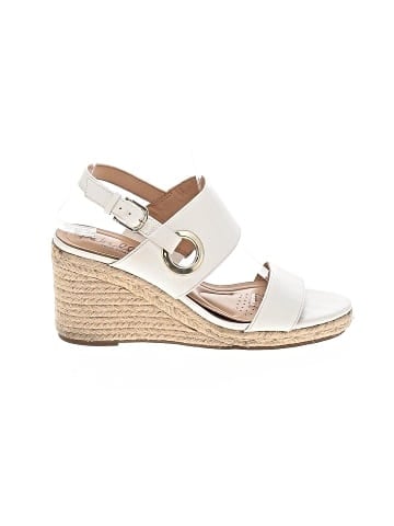 Abella Wedges (view 1)
