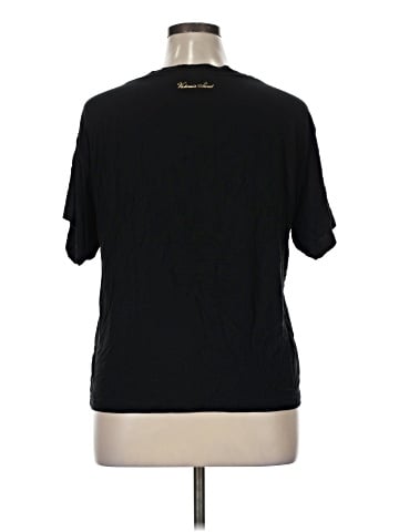 Victoria's Secret Short Sleeve T-Shirt (view 2)