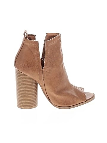 Qupid Ankle Boots (view 1)