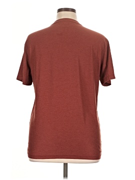 Vuori Short Sleeve T-Shirt (view 2)