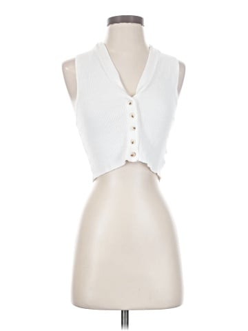 Cettu Sleeveless Button-Down Shirt (view 1)