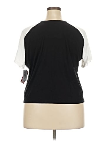 Marvel Short Sleeve T-Shirt (view 2)