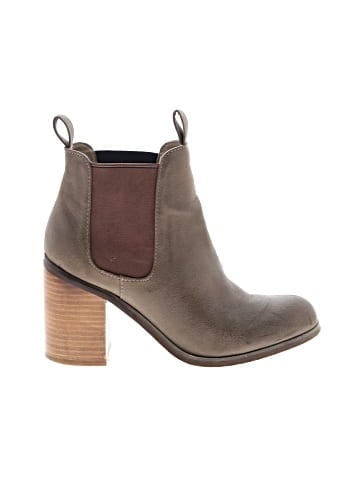 Lipstik Boots (view 1)