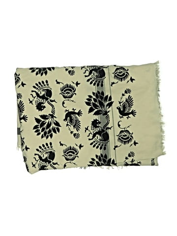 Leigh & Luca Scarf (view 2)