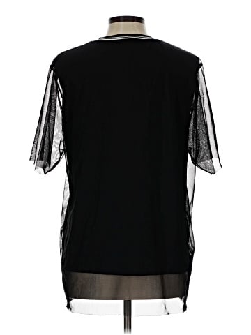 Forever 21 Short Sleeve T-Shirt (view 2)