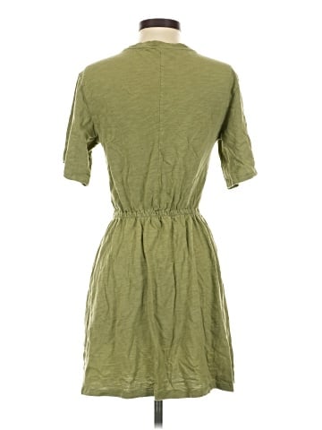 Old Navy Casual Dress (view 2)