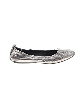 Mercedes Castillo Flats (view 1)